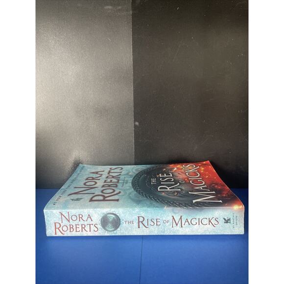 Chronicles of the One Ser.: The Rise of Magicks : Chronicles of the One, Book 3 - Picture 2 of 9